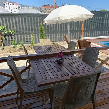 Mos Villas